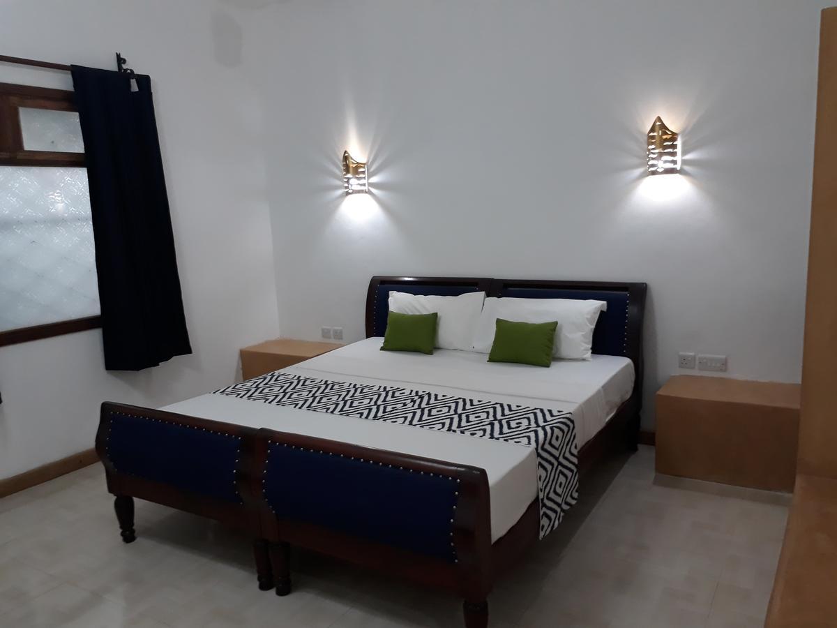 27 Cafe Airport Hotel Sansibar